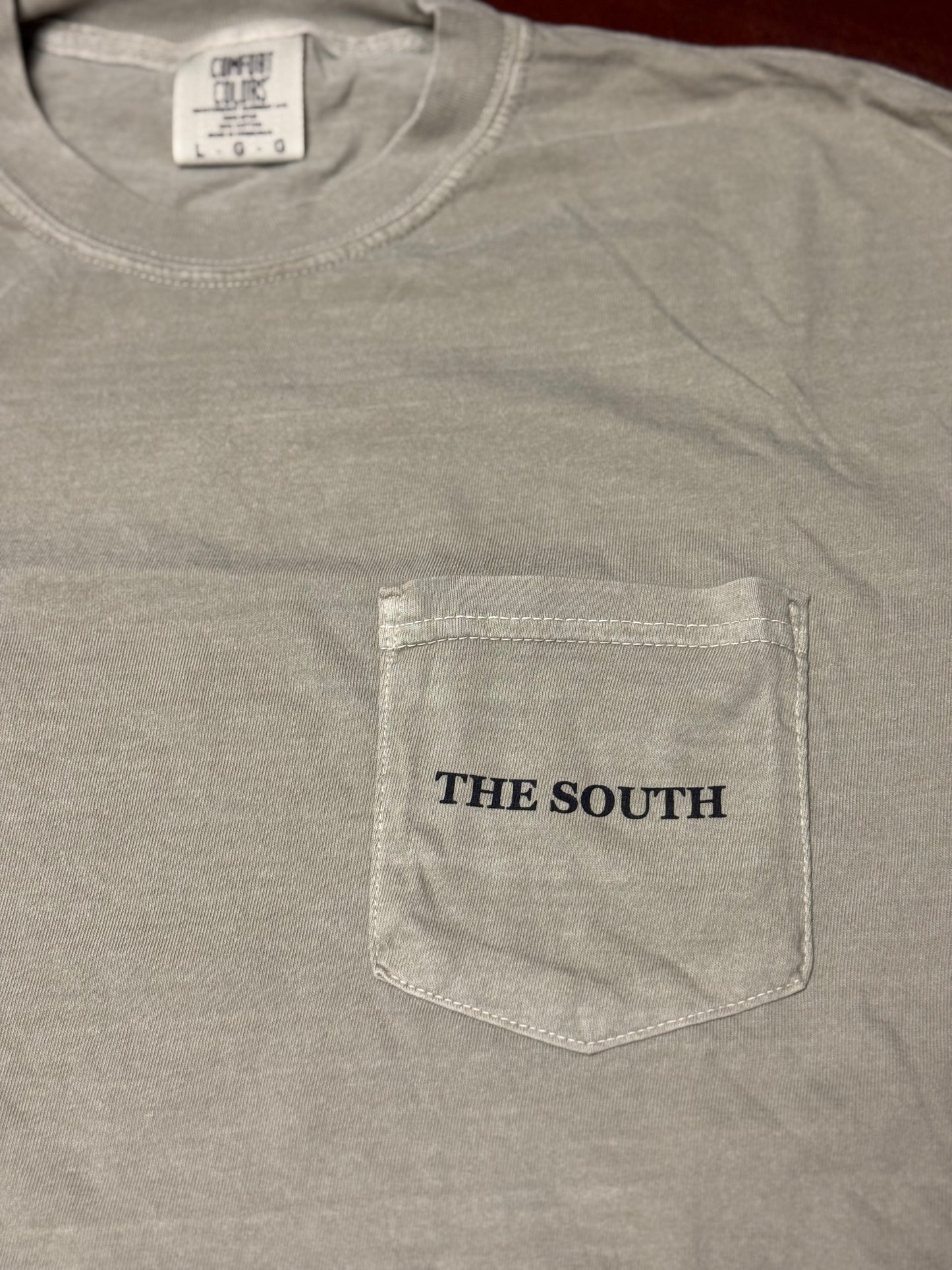 The Buck Pocket Tee - Khaki - The South